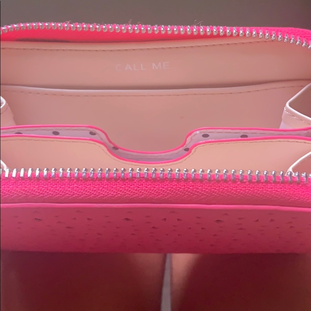 PERFECT PINK CLUTCH - Picture 2 of 2
